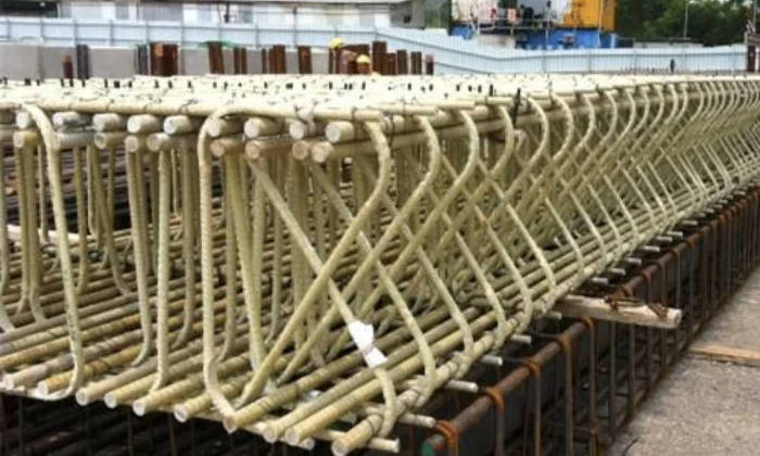 BARRAS DE POLÍMEROS REFORZADOS CON FIBRAS