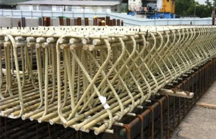 BARRAS DE POLÍMEROS REFORZADOS CON FIBRAS