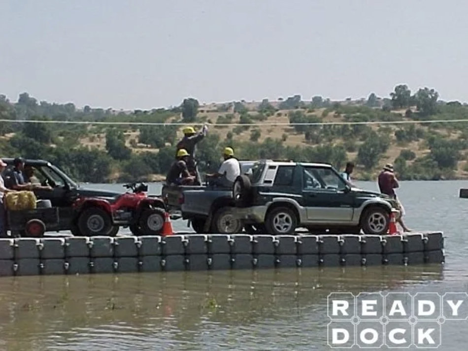 ROMPECABEZAS FLOTANTES